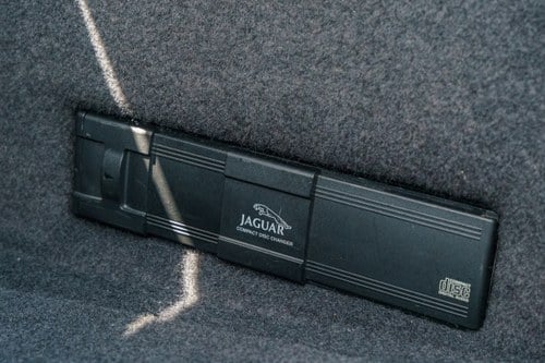 1998 Jaguar XK8 (X100) zum Verkauf (Bild 77 von 150)