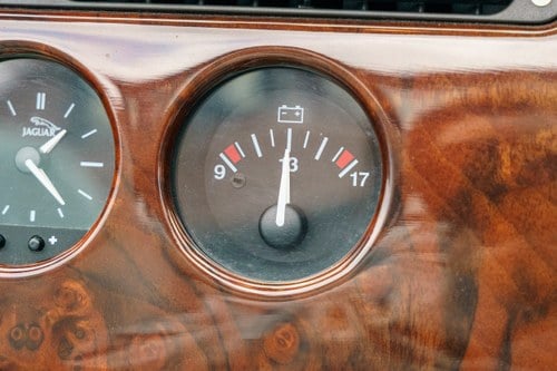 1998 Jaguar XK8 (X100) zum Verkauf (Bild 72 von 150)