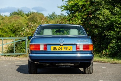 1986 Mercedes-Benz W126 560SEC Te koop (foto 10 van 192)