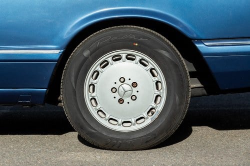 1986 Mercedes-Benz W126 560SEC Te koop (foto 17 van 192)