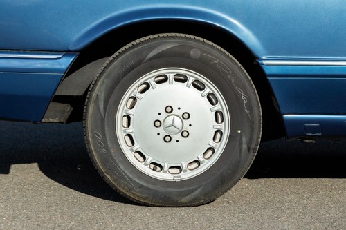 1986 Mercedes-Benz W126 560SEC Te koop (foto 18 van 192)