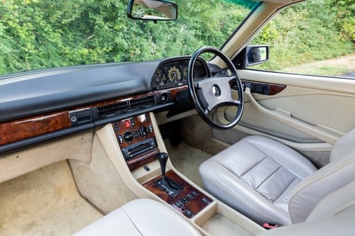 1986 Mercedes-Benz W126 560SEC Te koop (foto 3 van 192)