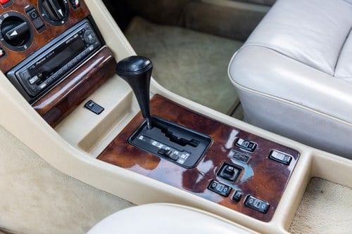 1986 Mercedes-Benz W126 560SEC Te koop (foto 28 van 192)