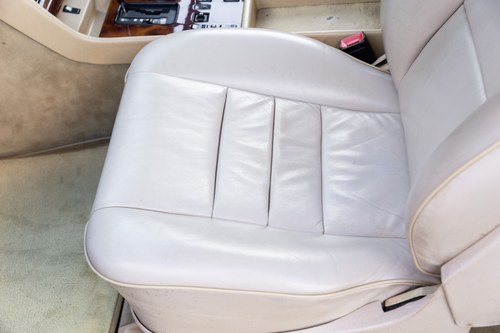 1986 Mercedes-Benz W126 560SEC Te koop (foto 35 van 192)