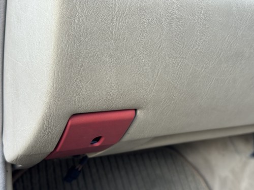 1997 Mercedes-Benz A124 E220 Cabriolet zum Verkauf (Bild 38 von 116)