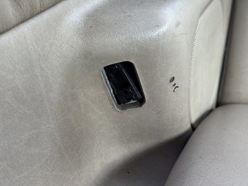 1997 Mercedes-Benz A124 E220 Cabriolet zum Verkauf (Bild 53 von 116)