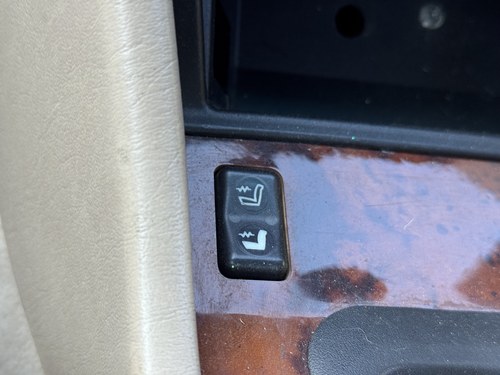 1997 Mercedes-Benz A124 E220 Cabriolet zum Verkauf (Bild 62 von 116)