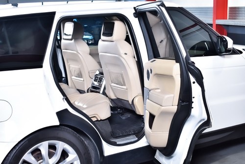 2016 Range Rover Sport 3,0L V6 HSE till salu (bild 57 av 95)