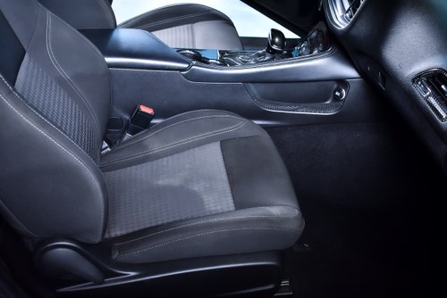 2020 Dodge Challenger Coupe 3,6L V6 à vendre (picture 33 of 90)