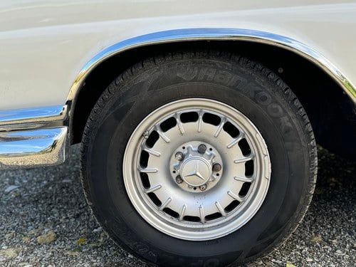 1963 Mercedes-Benz 220SE Coupe (W111) In vendita (immagine 18 di 134)