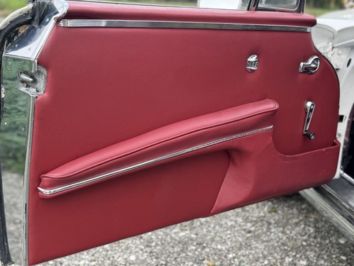 1963 Mercedes-Benz 220SE Coupe (W111) In vendita (immagine 63 di 134)