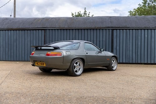 1988 Porsche 928 S4 à vendre (picture 18 of 188)