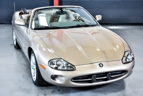 2000 Jaguar XK8 For Sale (picture 3 of 82)