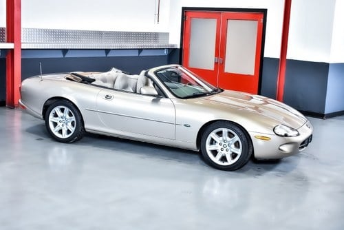 2000 Jaguar XK8 For Sale (picture 6 of 82)