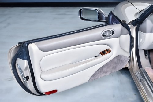 2000 Jaguar XK8 For Sale (picture 30 of 82)