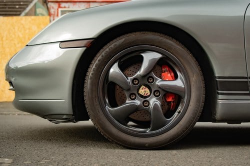 2001 Porsche 986 Boxster 3.2S Te koop (foto 19 van 113)