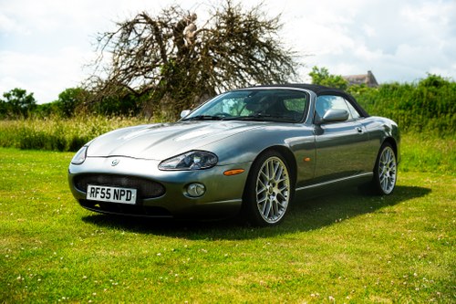 2005 Jaguar XKR "White Badge" In vendita (immagine 10 di 139)