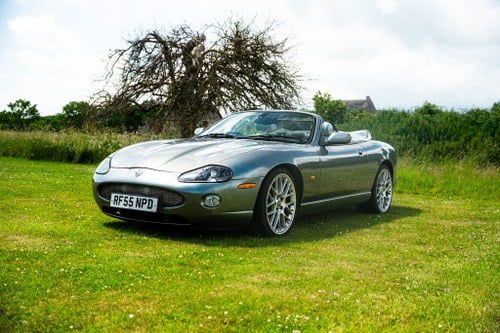 2005 Jaguar XKR "White Badge" In vendita (immagine 6 di 139)