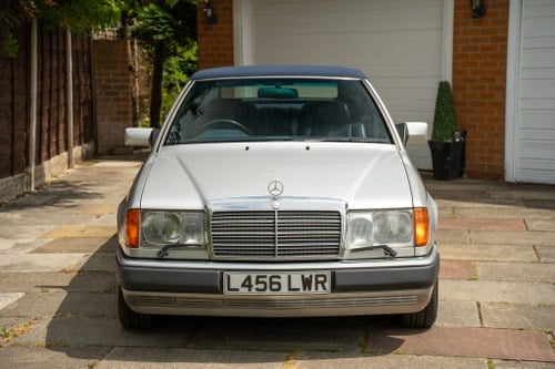 1993 Mercedes-Benz 320 CE Cabriolet A124 For Sale (picture 14 of 165)
