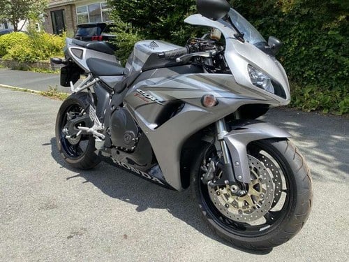2006 HONDA CBR1000 Zu verkaufen durch Auktion