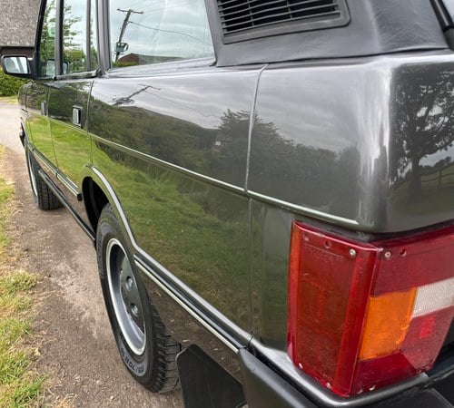 1991 Land Rover Range Rover Classic 3.9L Vogue SE zum Verkauf (Bild 16 von 109)