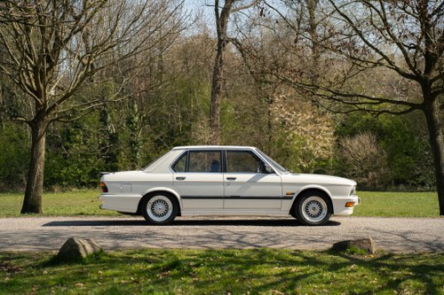 1987 BMW E28 535i In vendita (immagine 2 di 142)