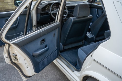 1987 BMW E28 535i In vendita (immagine 69 di 142)