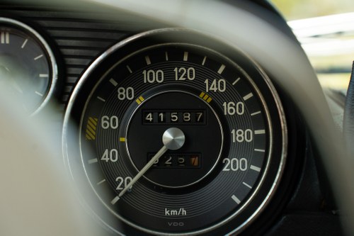 1971 Mercedes-Benz W114 250CE For Sale (picture 34 of 139)