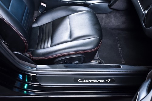 2000 Porsche 996 (911) Carrera 4 Convertible 3,4L Te koop (foto 44 van 86)