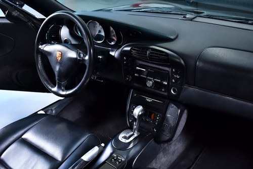 2000 Porsche 996 (911) Carrera 4 Convertible 3,4L Te koop (foto 48 van 86)