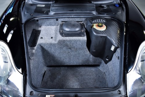 2000 Porsche 996 (911) Carrera 4 Convertible 3,4L Te koop (foto 50 van 86)