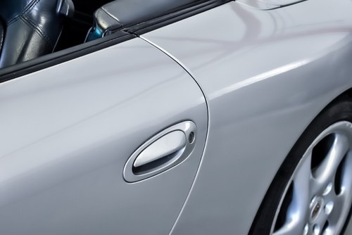 2000 Porsche 996 (911) Carrera Convertible 3,4L à vendre (picture 54 of 83)