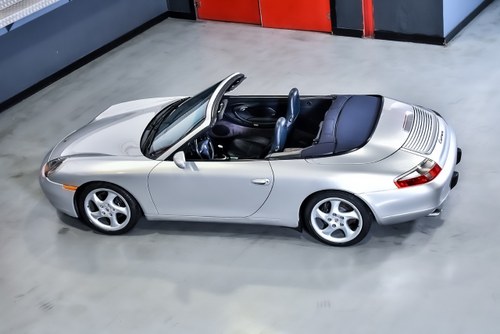 2000 Porsche 996 (911) Carrera Convertible 3,4L à vendre (picture 23 of 83)
