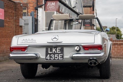 1967 Mercedes-Benz W113 250SL Automatic zum Verkauf (Bild 10 von 318)