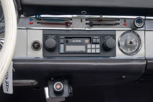 1967 Mercedes-Benz W113 250SL Automatic zum Verkauf (Bild 74 von 318)