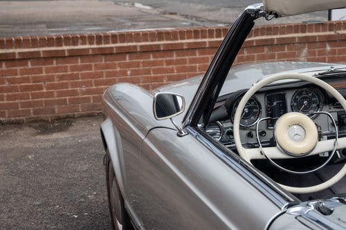 1967 Mercedes-Benz W113 250SL Automatic zum Verkauf (Bild 166 von 318)