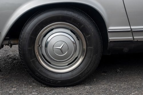 1967 Mercedes-Benz W113 250SL Automatic zum Verkauf (Bild 66 von 318)
