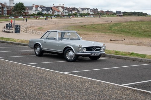 1967 Mercedes-Benz W113 250SL Automatic zum Verkauf (Bild 33 von 318)