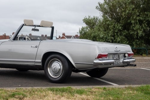 1967 Mercedes-Benz W113 250SL Automatic zum Verkauf (Bild 211 von 318)