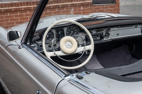 1967 Mercedes-Benz W113 250SL Automatic zum Verkauf (Bild 109 von 318)