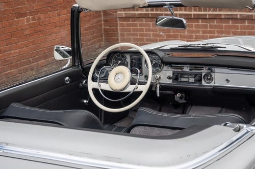 1967 Mercedes-Benz W113 250SL Automatic zum Verkauf (Bild 230 von 318)