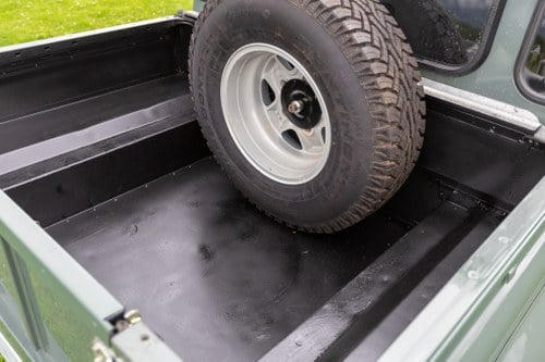 2015 Land Rover Defender 110 Pick Up 2.2L ‘Puma’ En venta (imagen 60 de 175)