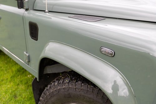 2015 Land Rover Defender 110 Pick Up 2.2L ‘Puma’ En venta (imagen 75 de 175)