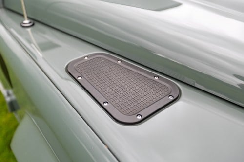 2015 Land Rover Defender 110 Pick Up 2.2L ‘Puma’ En venta (imagen 94 de 175)