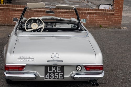 1967 Mercedes-Benz W113 250SL Automatic zum Verkauf (Bild 236 von 318)