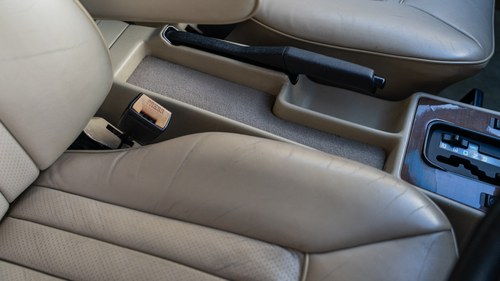 1988 Mercedes-Benz 190E 2.6 Auto W201 à venda (imagem 34 de 222)