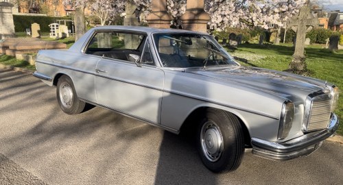 1971 Mercedes-Benz W114 250CE In vendita (immagine 31 di 82)