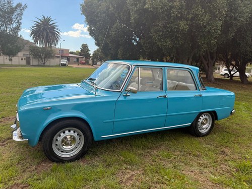 1972 Alfa Romeo Giulia Super 2000 RHD Te koop (foto 40 van 116)
