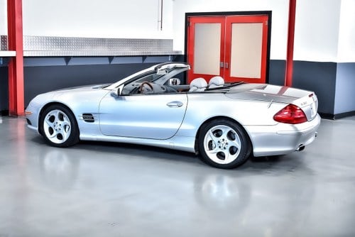 2004 Mercedes-Benz R230 SL600 Convertible 6,0L V12 zum Verkauf (Bild 25 von 97)