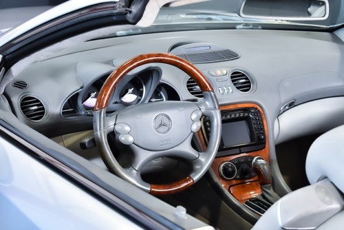 2004 Mercedes-Benz R230 SL600 Convertible 6,0L V12 zum Verkauf (Bild 75 von 97)